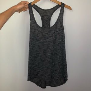 Lululemon: grey tank top